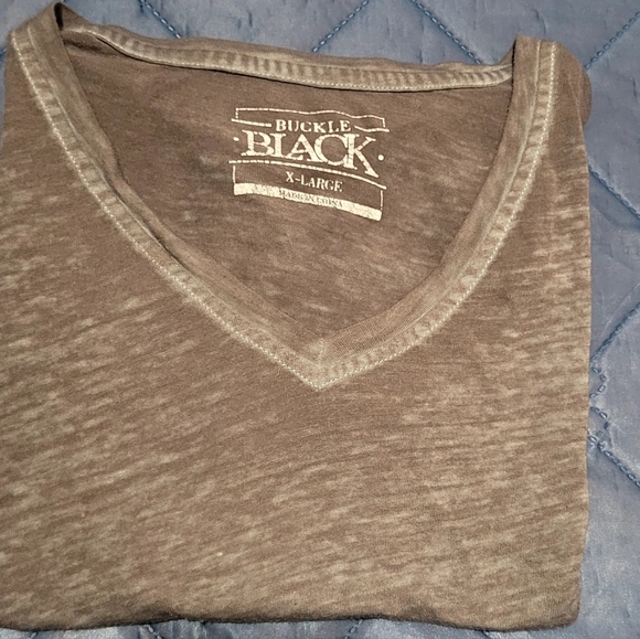 Buckle Other - Mens Buckle Black V-neck Tshirt. Gray With Heather Pattern. Size XL